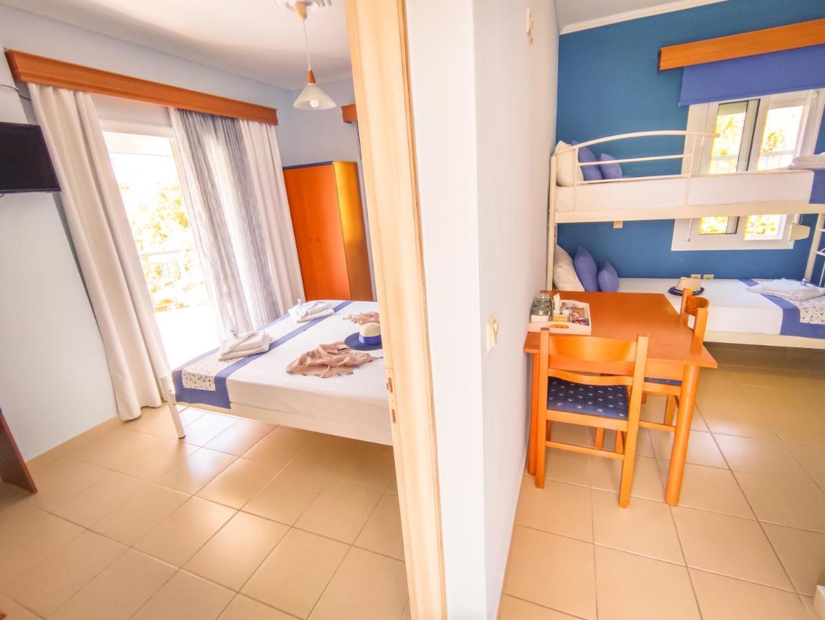 Ellinas Hotel Chrisi Ammoudia Esterno foto
