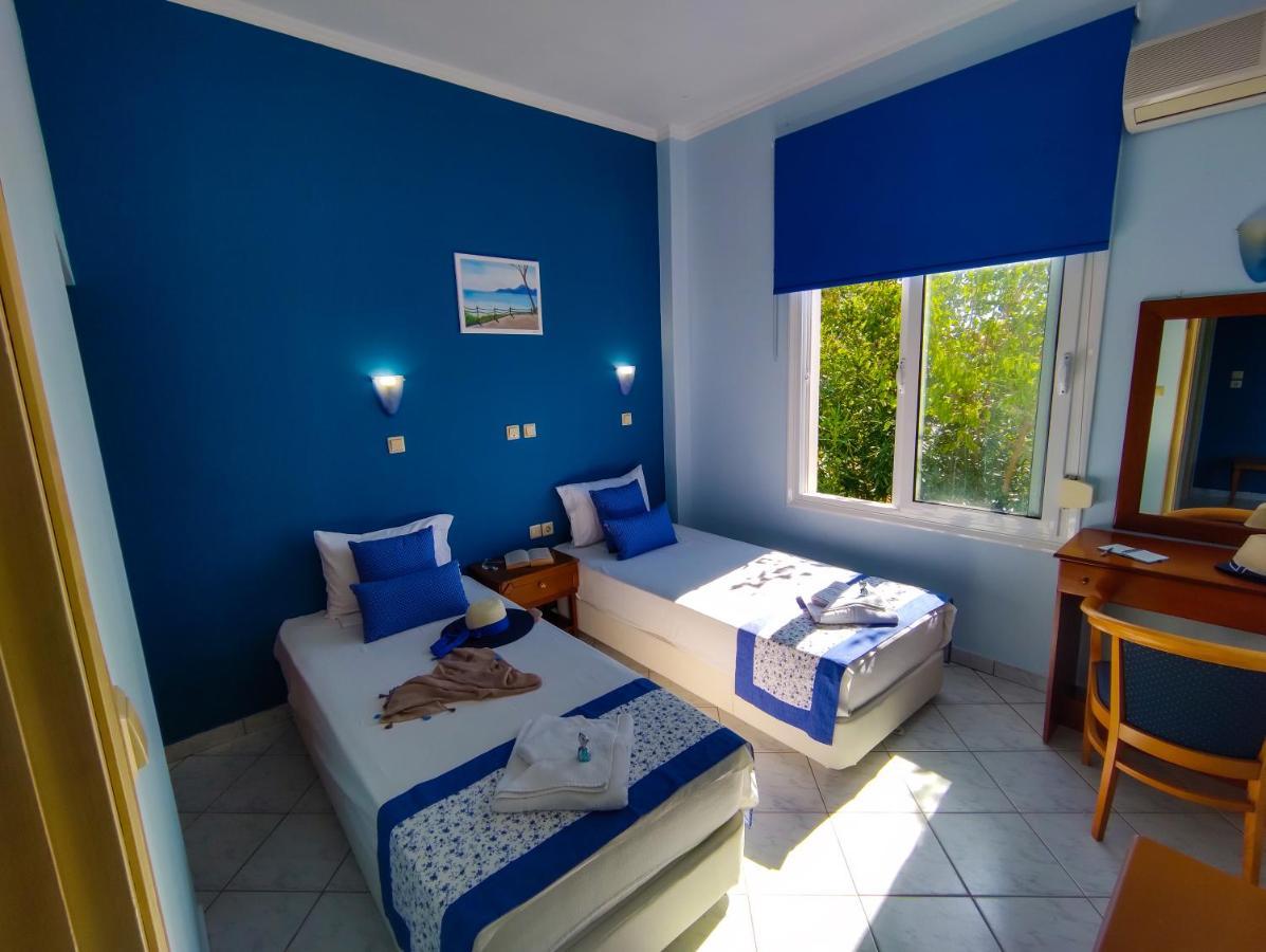 Ellinas Hotel Chrisi Ammoudia Esterno foto