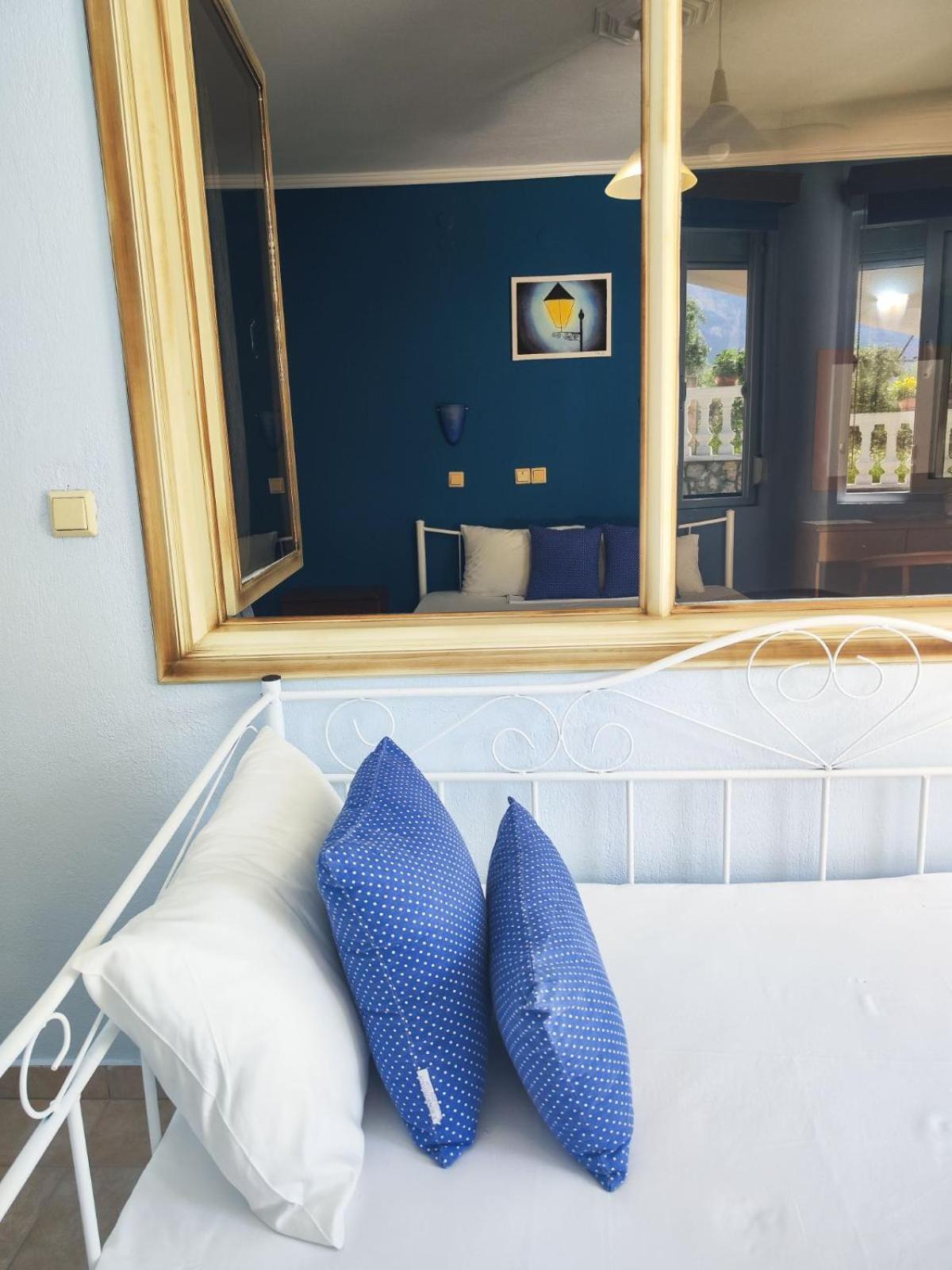 Ellinas Hotel Chrisi Ammoudia Esterno foto
