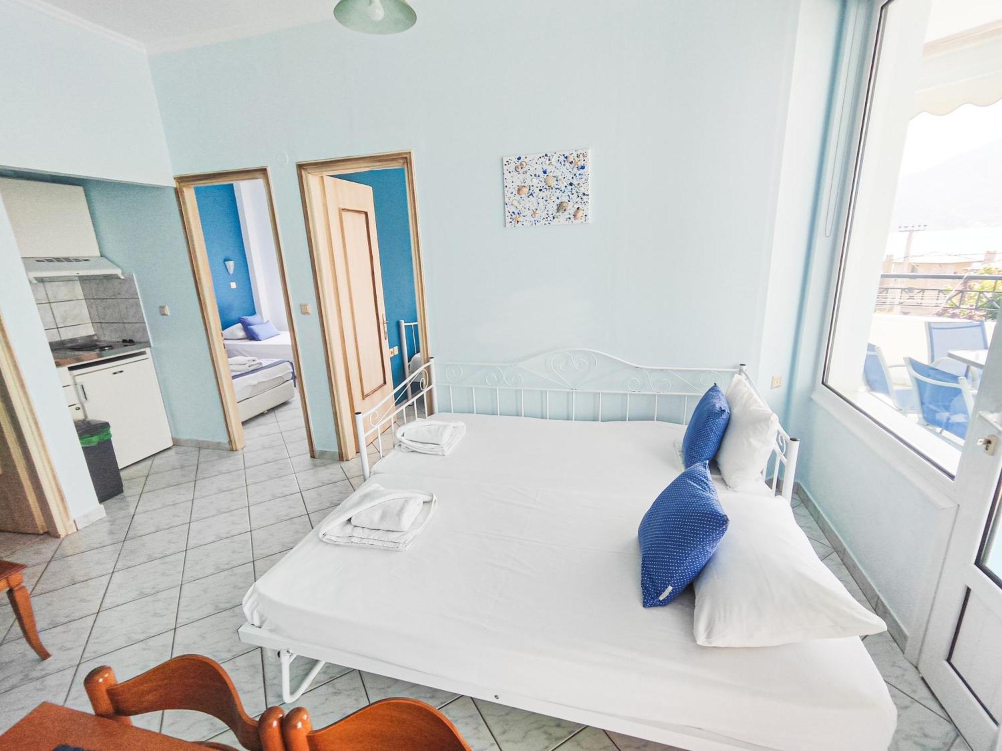 Ellinas Hotel Chrisi Ammoudia Esterno foto
