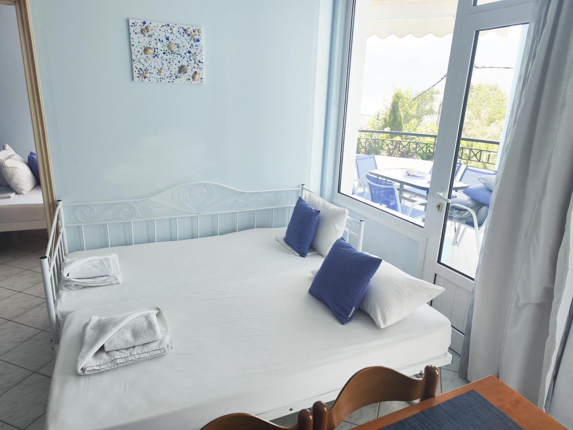 Ellinas Hotel Chrisi Ammoudia Esterno foto