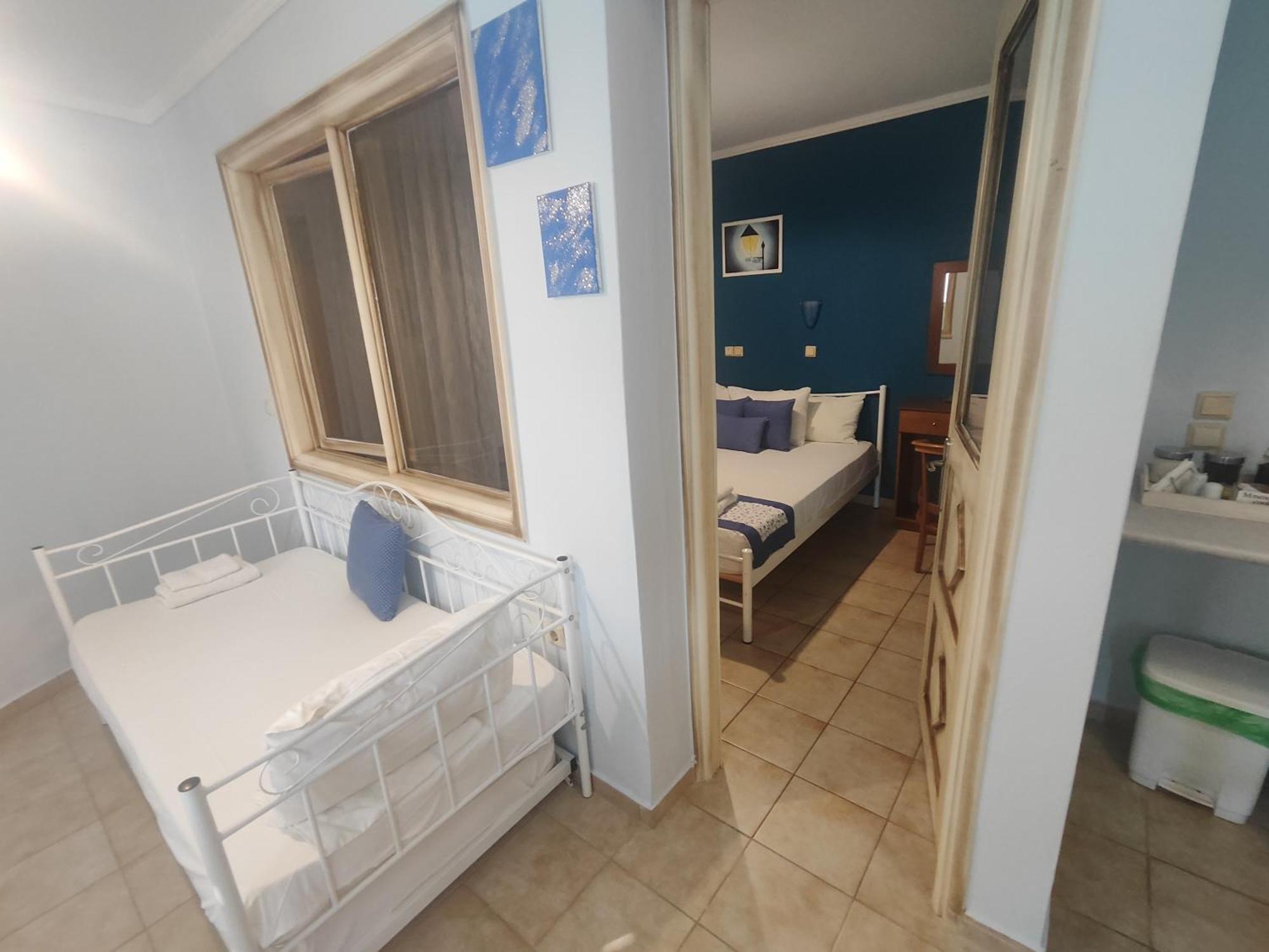 Ellinas Hotel Chrisi Ammoudia Esterno foto